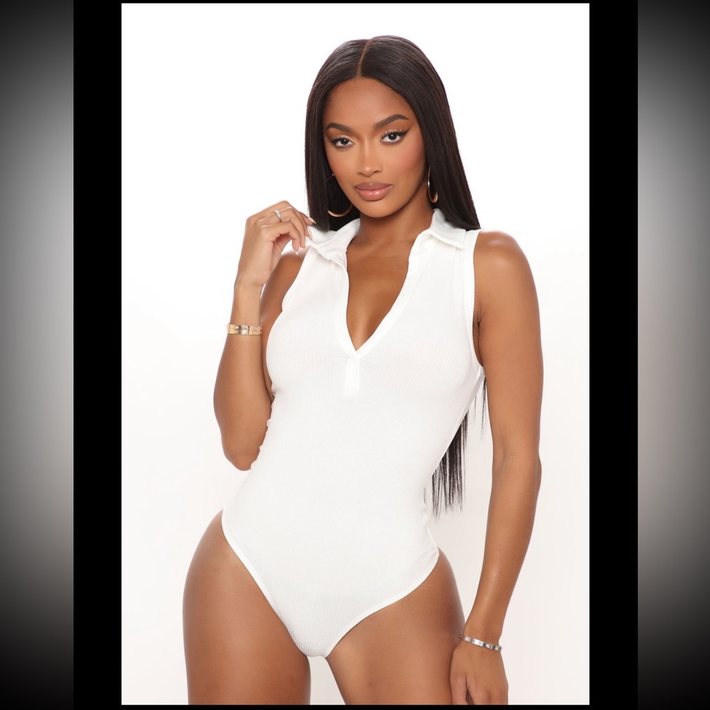 Fashion Nova collar bodysuit size L